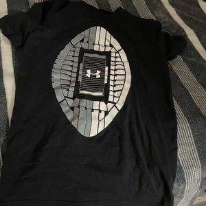 UA youth medium football tee